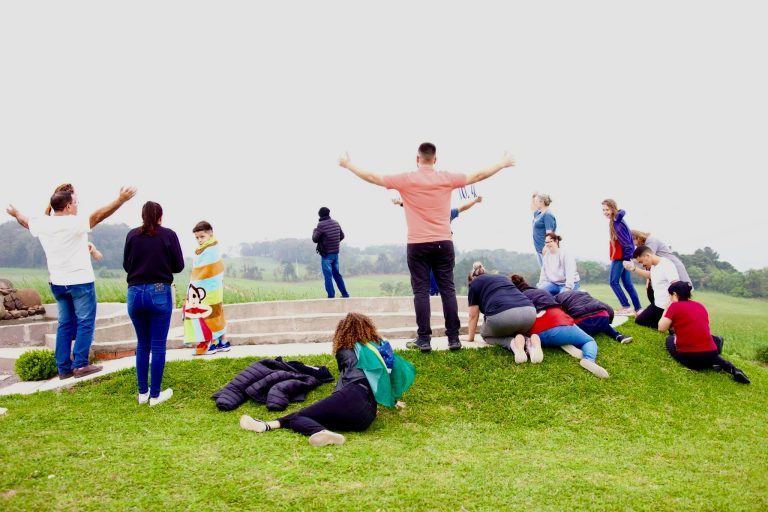 por-que-orar-no-monte-se-posso-orar-em-casa-pastor-responde - ReviverNoticiasGospel por-que-orar-no-monte,-se-posso-orar-em-casa?-pastor-responde