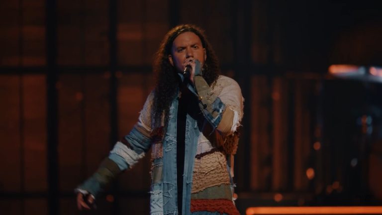 cantor-brandon-lake-faz-apelo-em-show-e-segurancas-aceitam-jesus