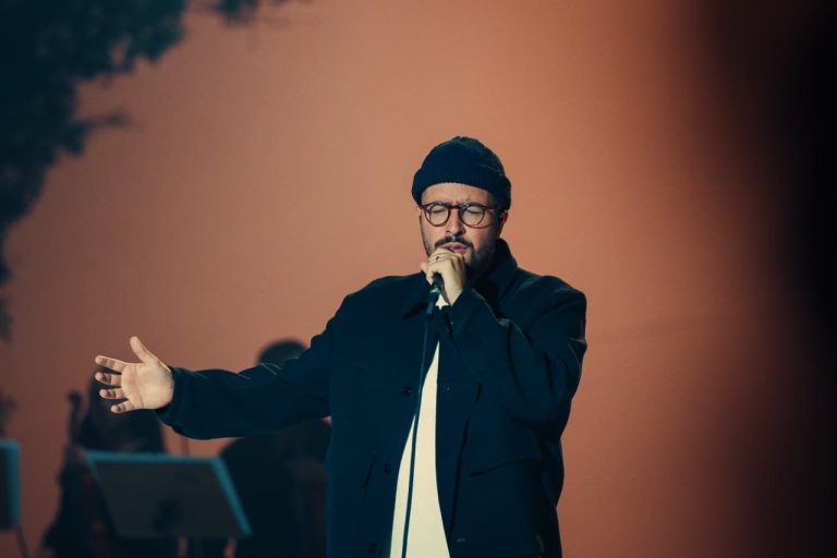 isaias-saad-lanca-album-“altar-invisivel”-e-apresenta-clipe-de-“nao-temerei”