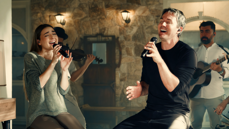 esther-duran-lanca-dueto-com-seu-pai-chris-duran - ReviverNoticiasGospel esther-duran-lanca-dueto-com-seu-pai,-chris-duran