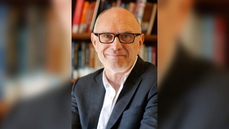 ‘da-inveja-de-caim-aos-feeds’:-teologo-revela-a-raiz-espiritual-da-ambicao