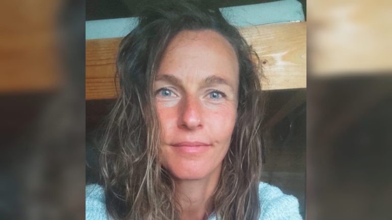 mulher-com-bacteria-comedora-de-cerebro-sobrevive-apos-ver-jesus:-‘seu-toque-me-curou’