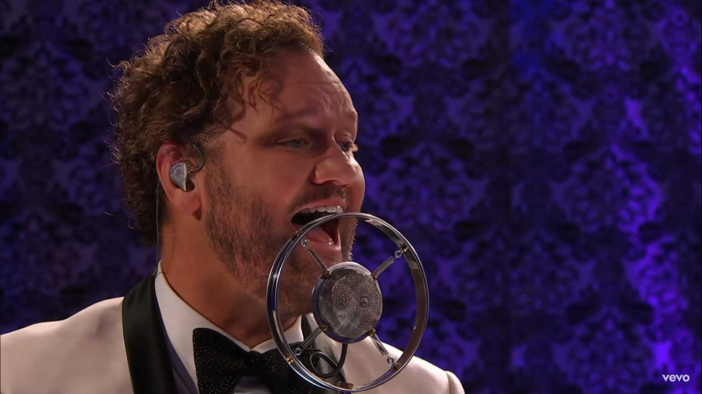 david-phelps-lanca-novo-cd-e-dvd-de-natal,-“it-must-be-christmas”