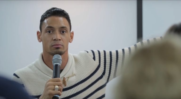 ricardo-oliveira-discipulou-mais-de-100-pessoas-nos-emirados-arabes