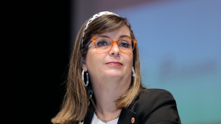 autora-relata-o-papel-das-mulheres-na-historia-da-igreja - ReviverNoticiasGospel autora-relata-o-papel-das-mulheres-na-historia-da-igreja