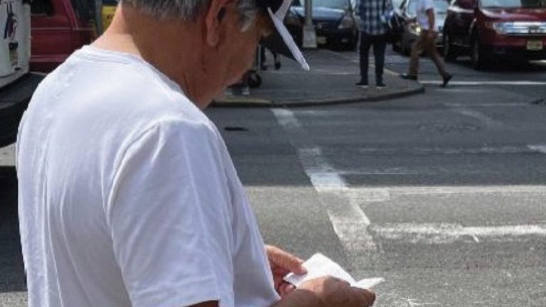 lider-de-gangue-nas-filipinas-aceita-jesus-apos-ler-folheto-evangelistico - ReviverNoticiasGospel lider-de-gangue-nas-filipinas-aceita-jesus-apos-ler-folheto-evangelistico